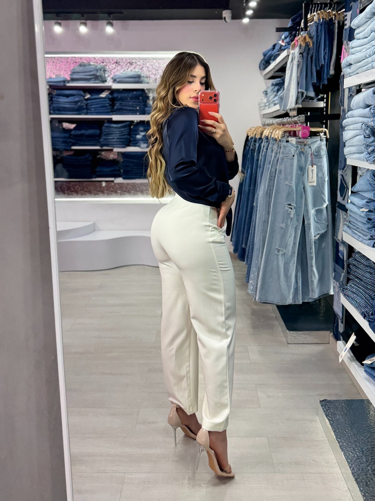 Pantalón tipo Zara
