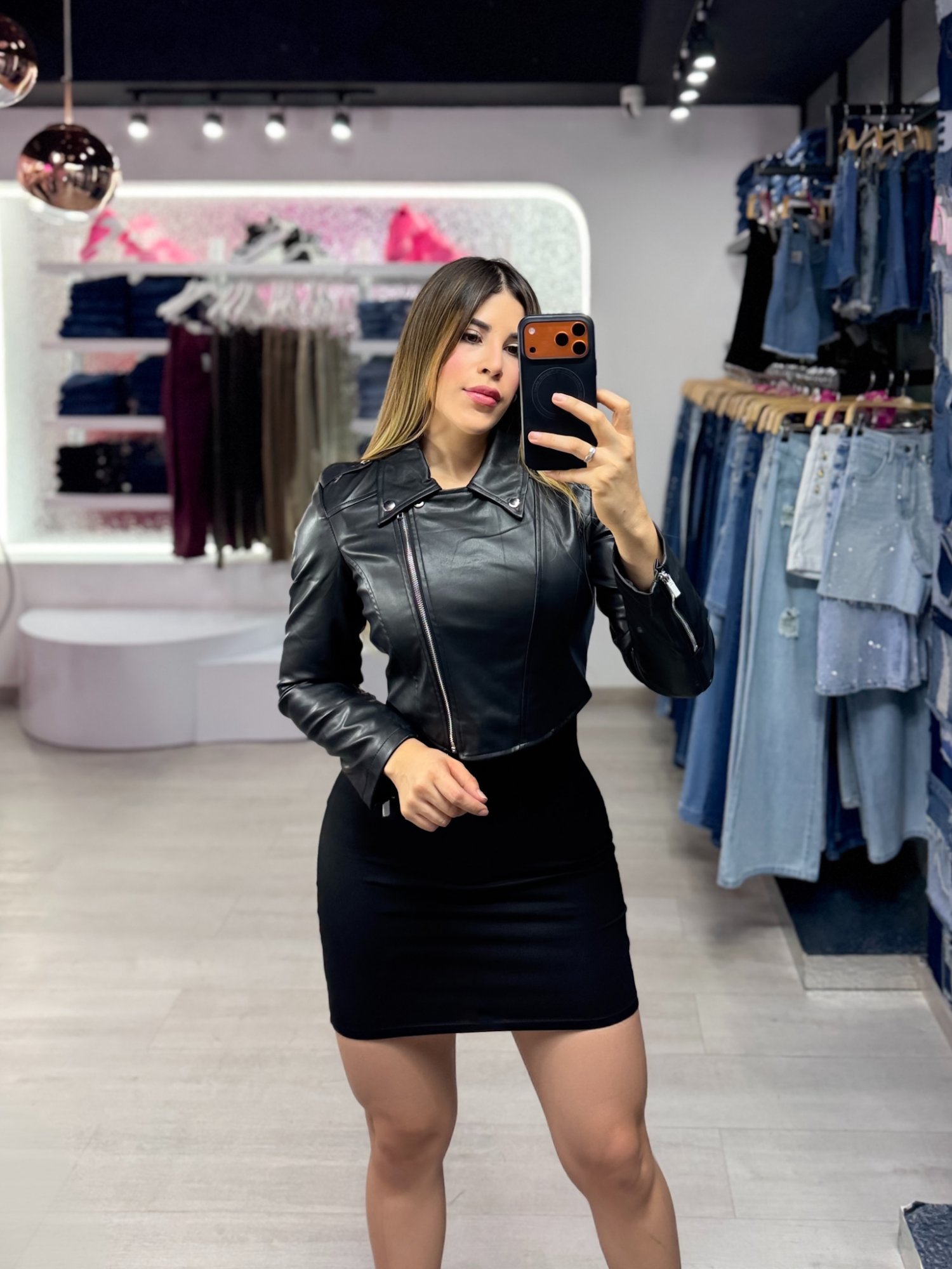 Chaqueta cuerina