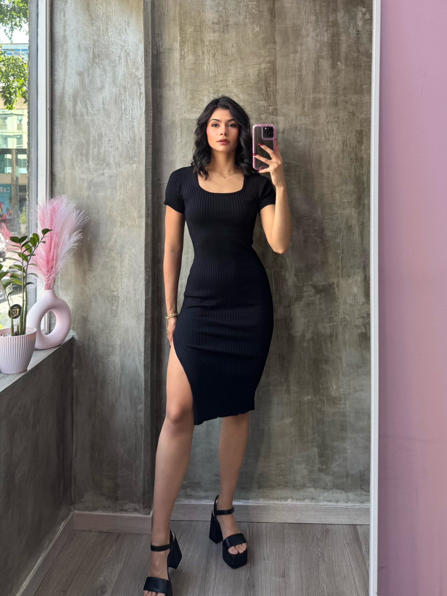 Vestido con Abertura