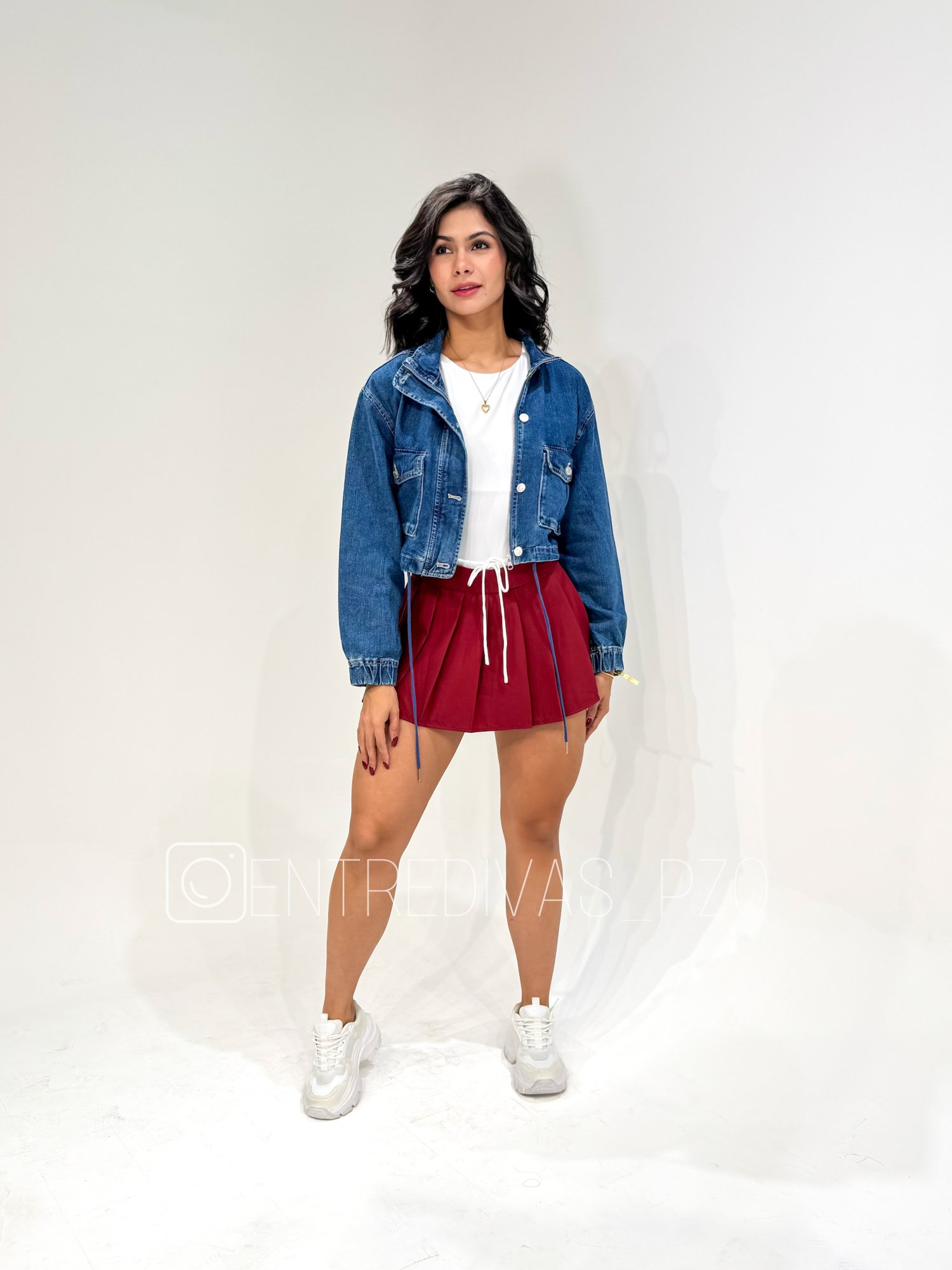 Falda short plizada