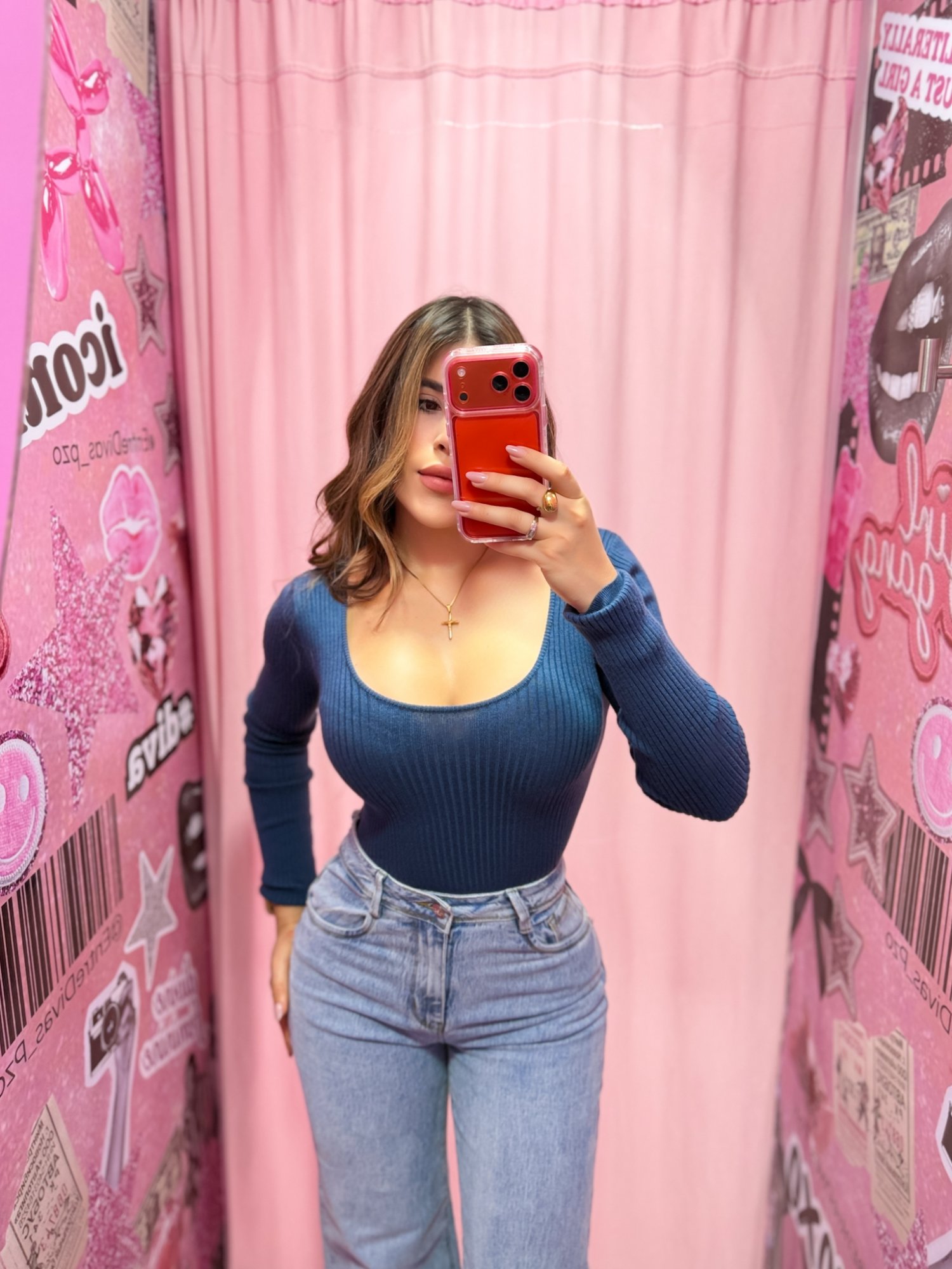 Suéter cuello redondo